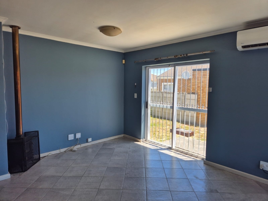 3 Bedroom Property for Sale in Zonnendal Western Cape